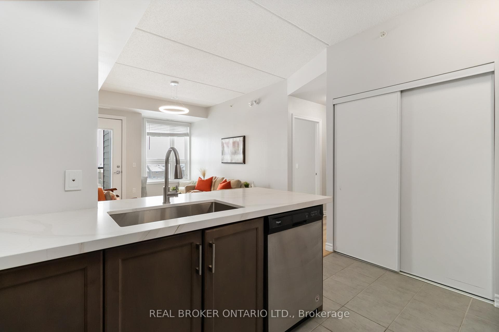 640 Sauve Street Unit 421 photo 13