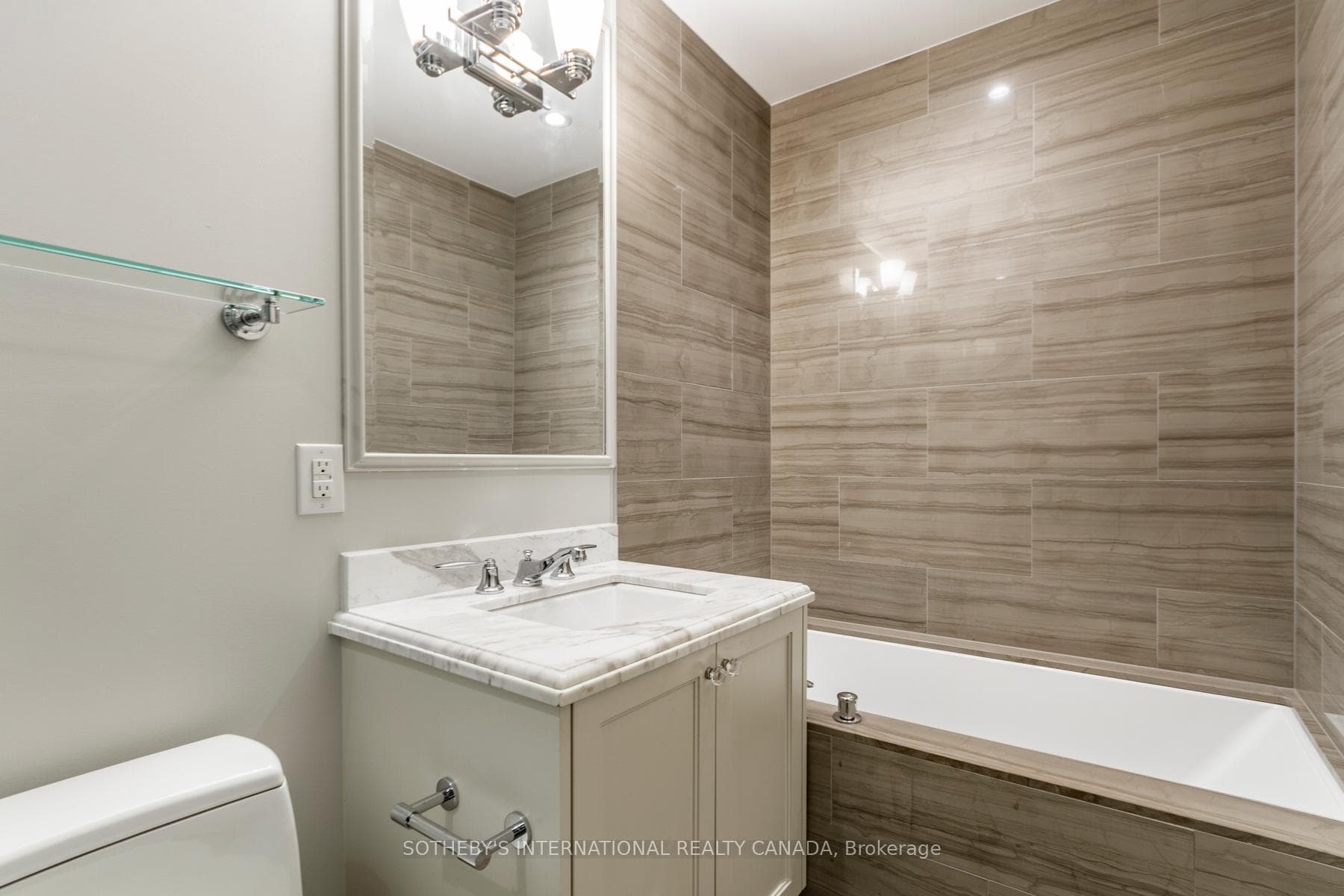 133 Hazelton Avenue Unit 601 photo 21