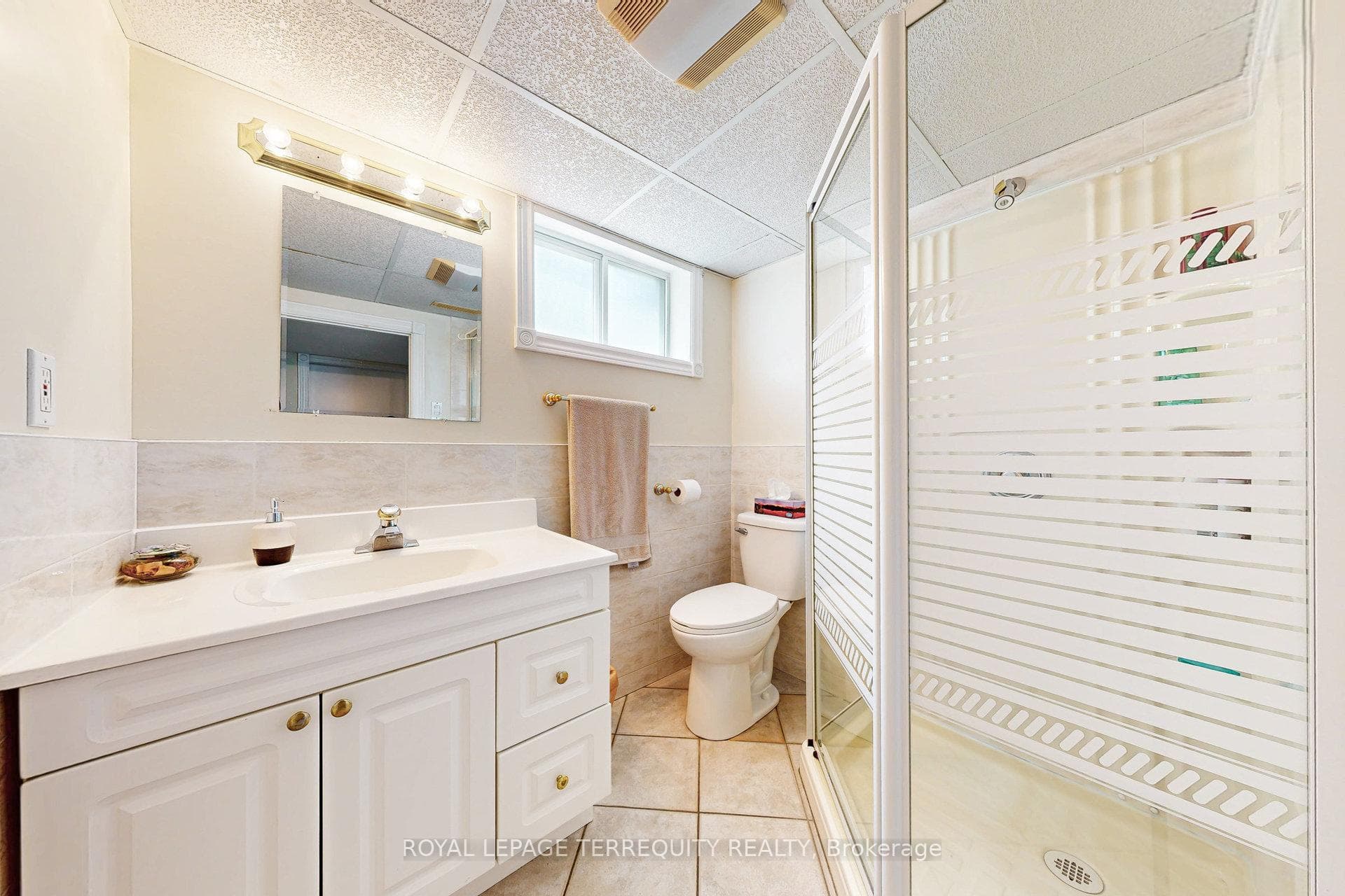1 Leland Avenue photo 36