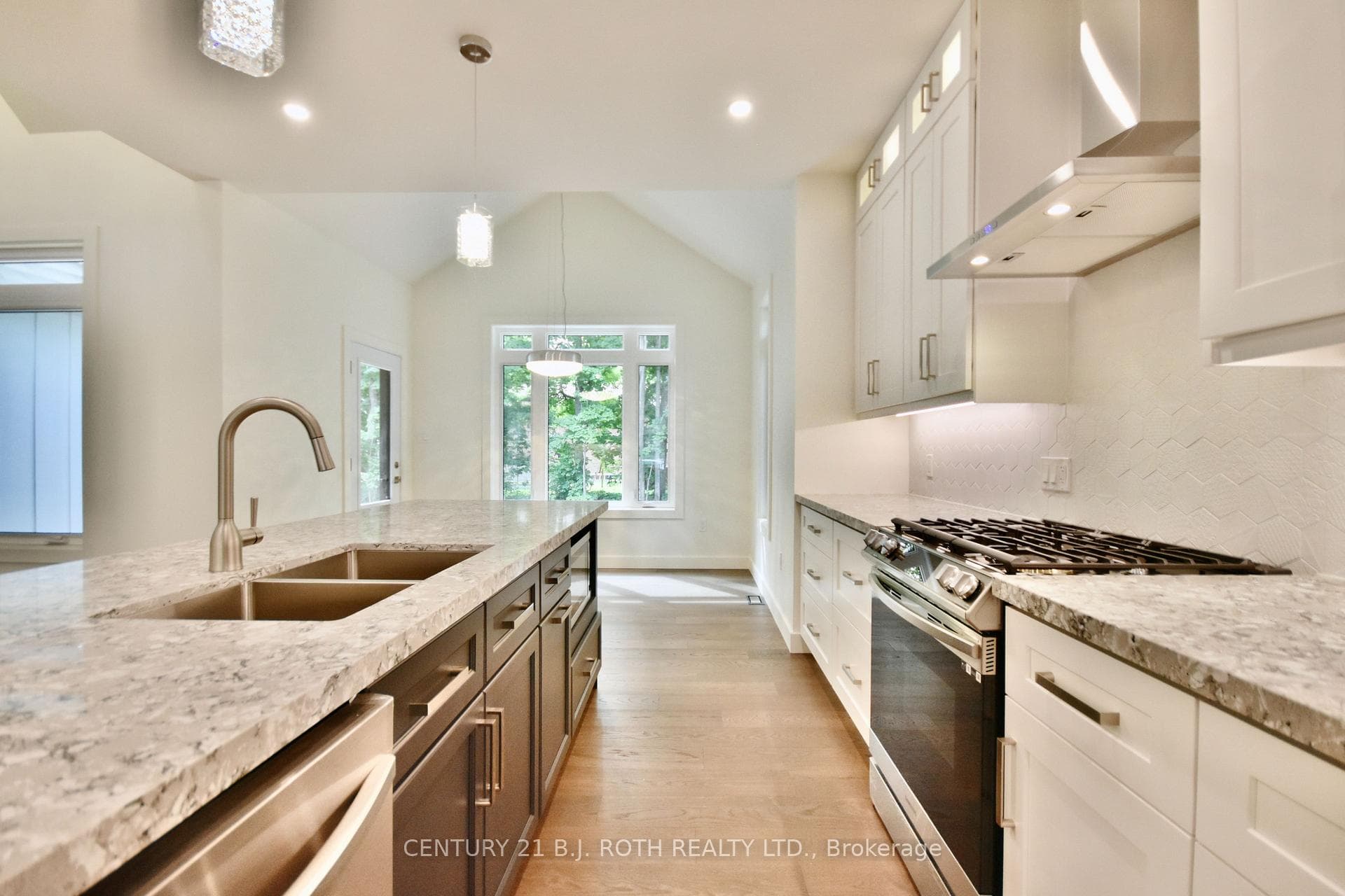 41 Forest Circle photo 25