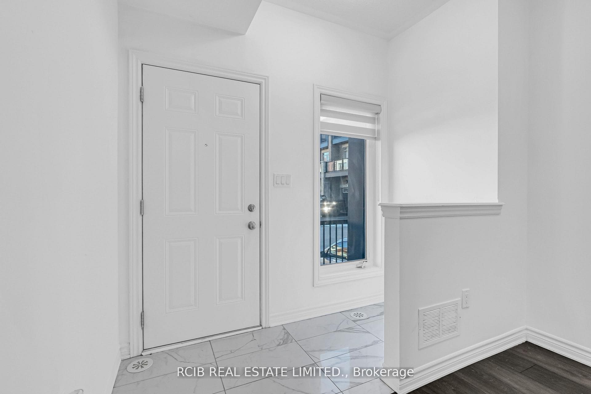 7 Tiveron Avenue photo 3
