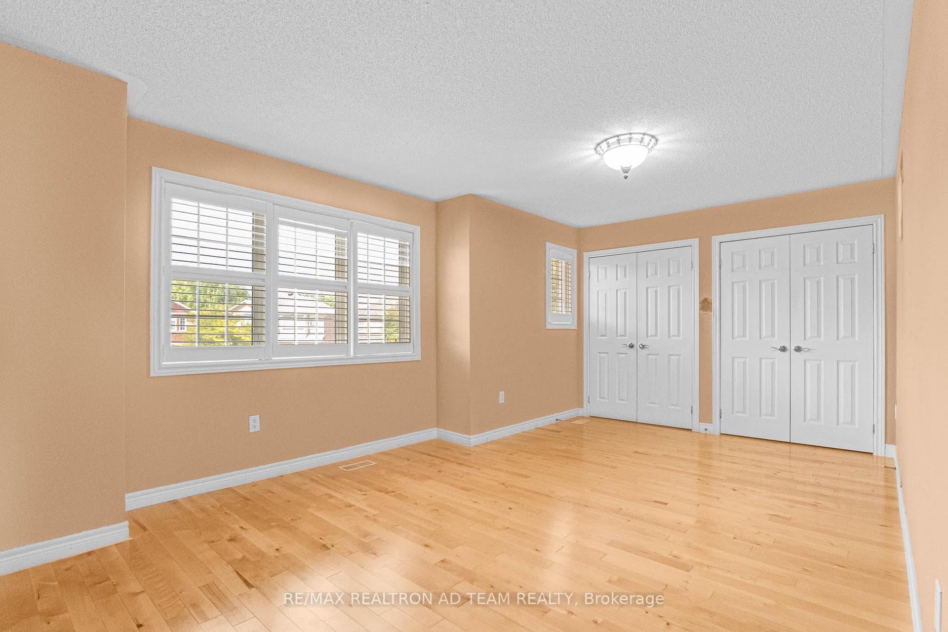 498 Tremblant Court photo 31