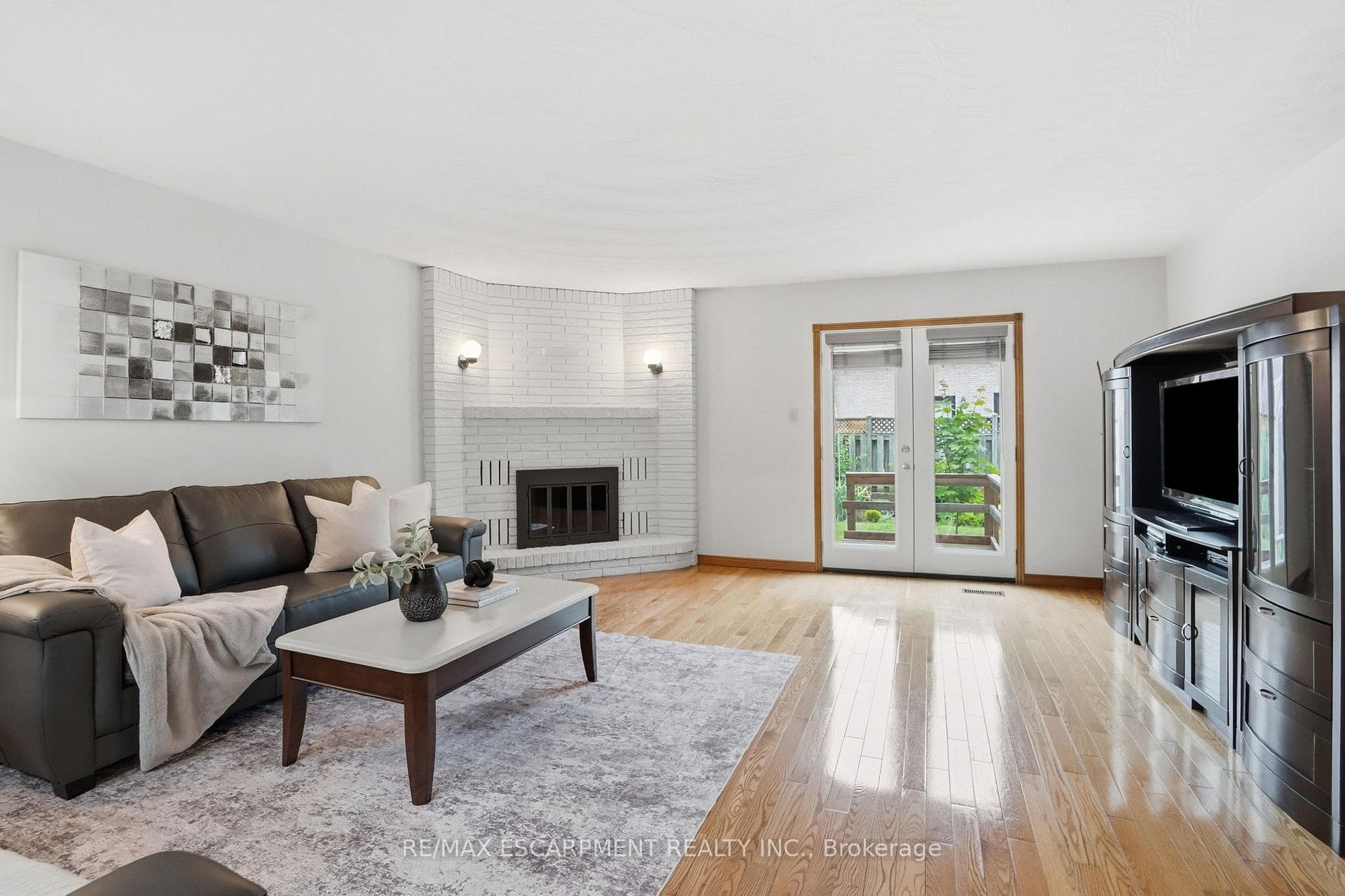 6 Royce Avenue photo 22