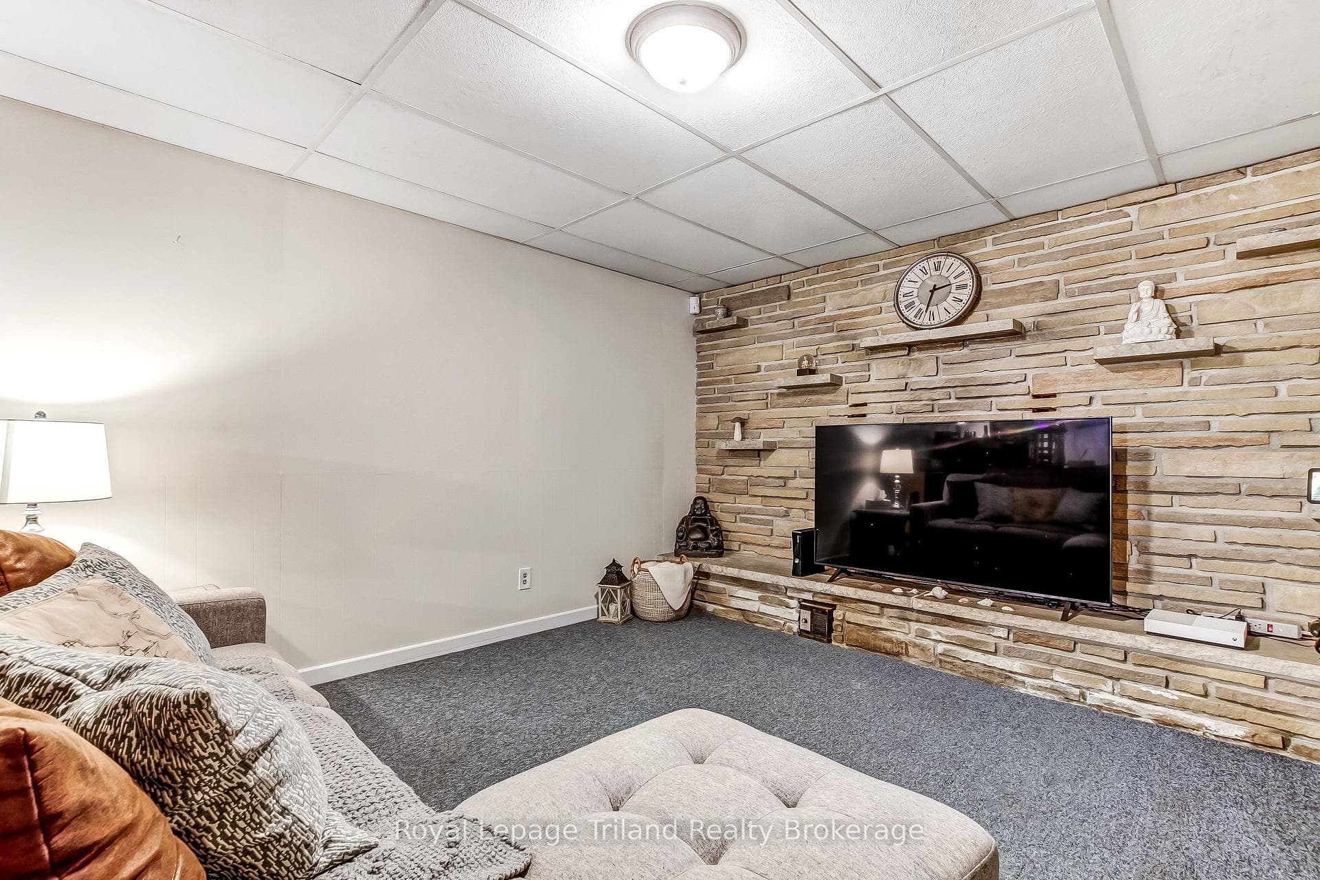 789 Gladstone Drive photo 26