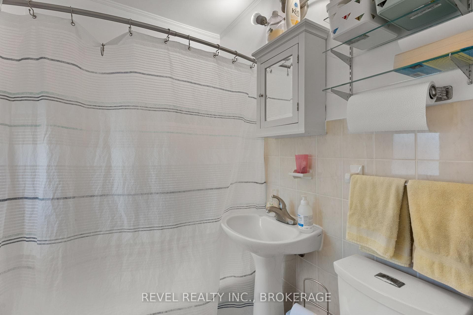 9 Hillcrest Avenue photo 15