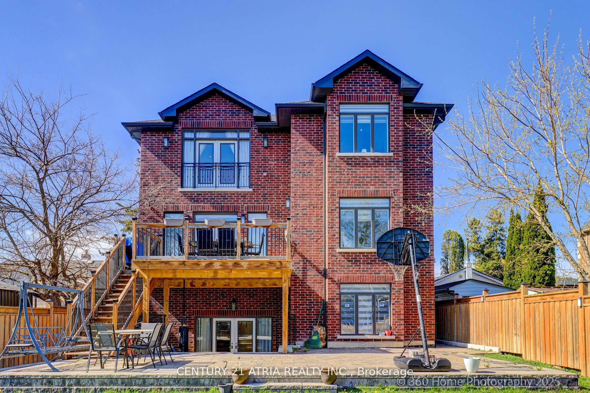 101 Spruce Avenue photo 42
