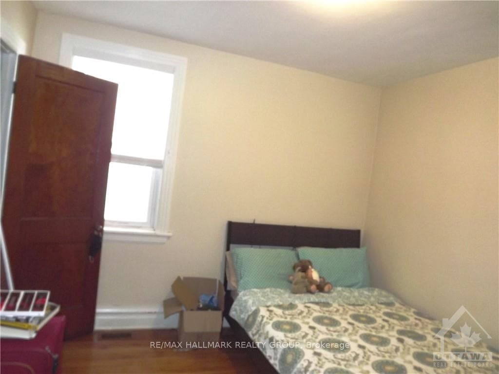 264 BRONSON Avenue photo 12