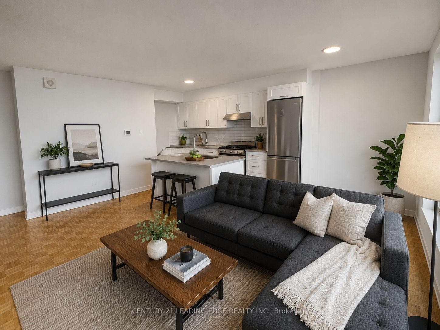 20 Prince Arthur Avenue Unit 23E photo 3