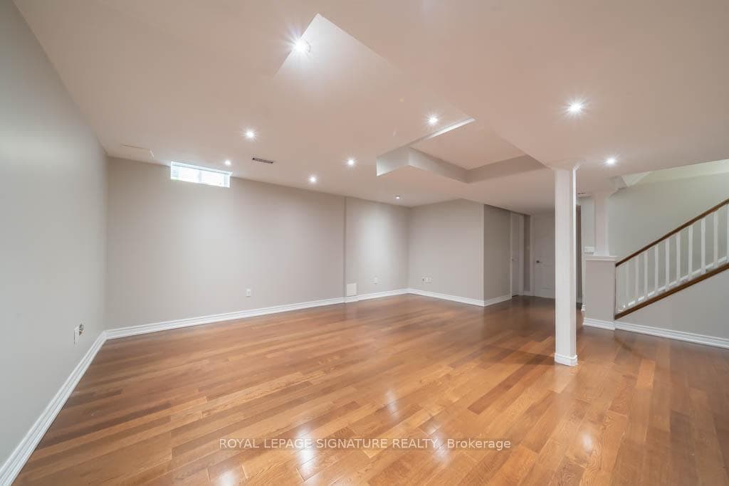 1479 Liverpool Street photo 32