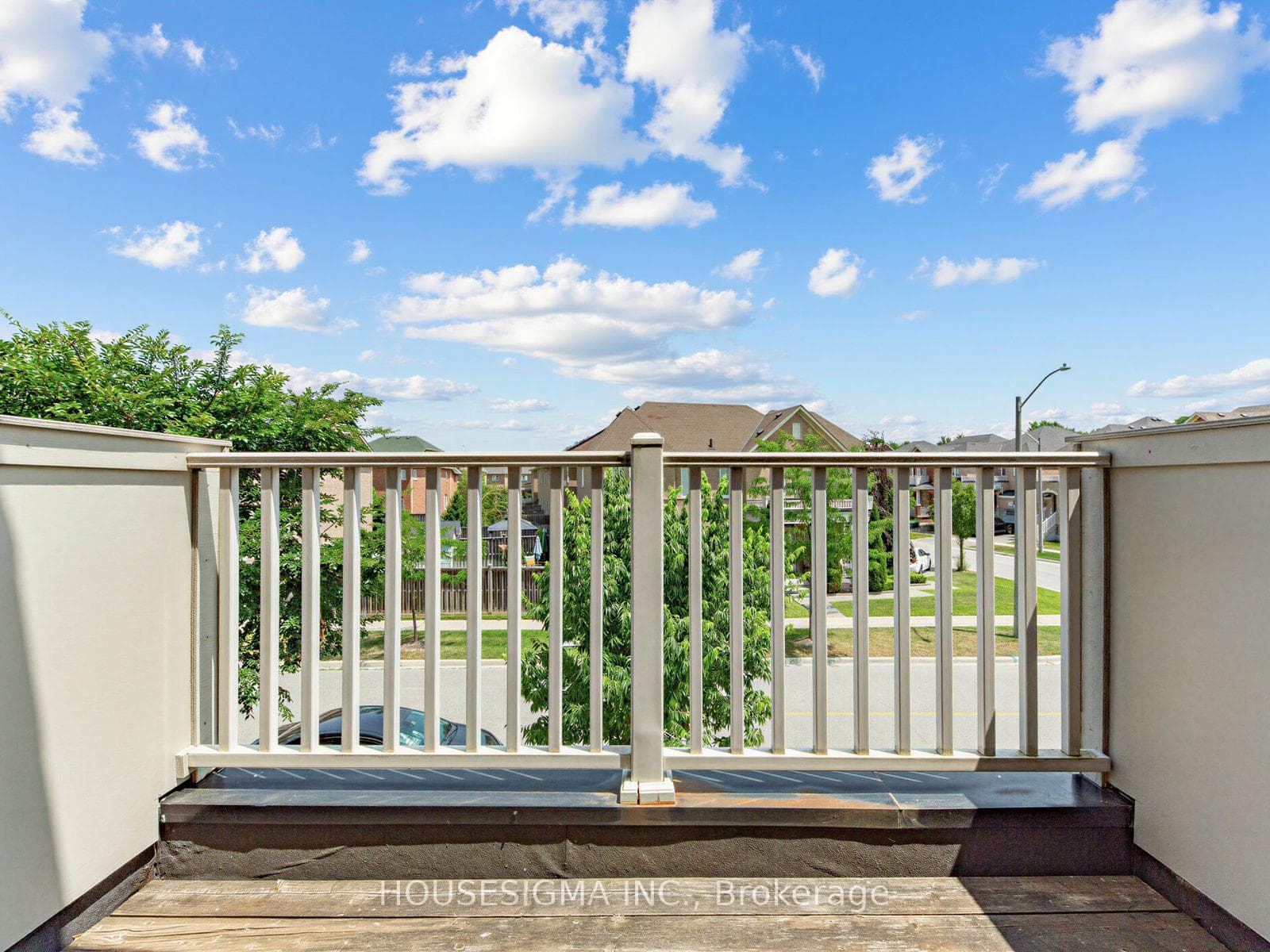 57 Chao Crescent photo 24