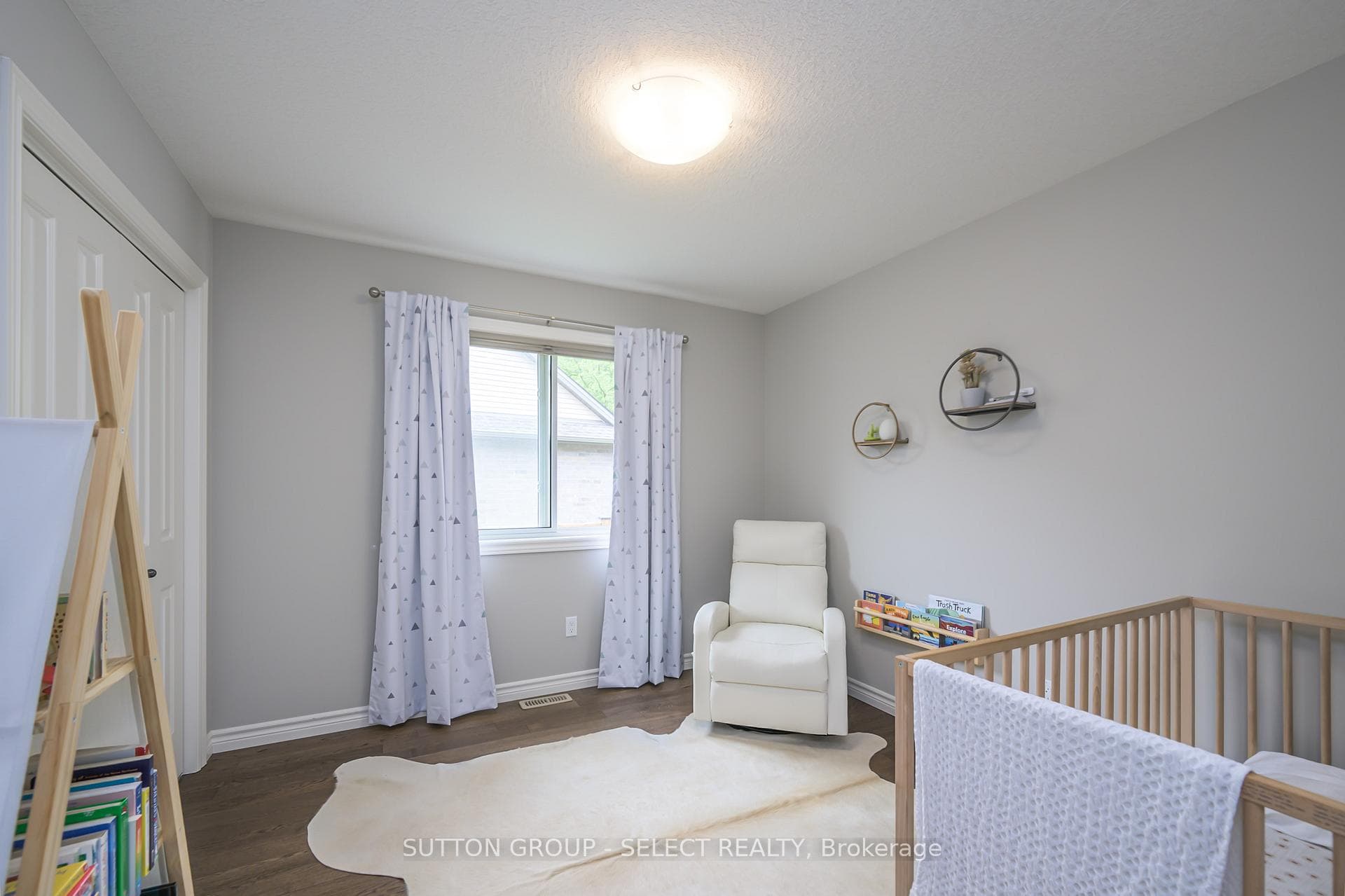 398 Beamish Street photo 19