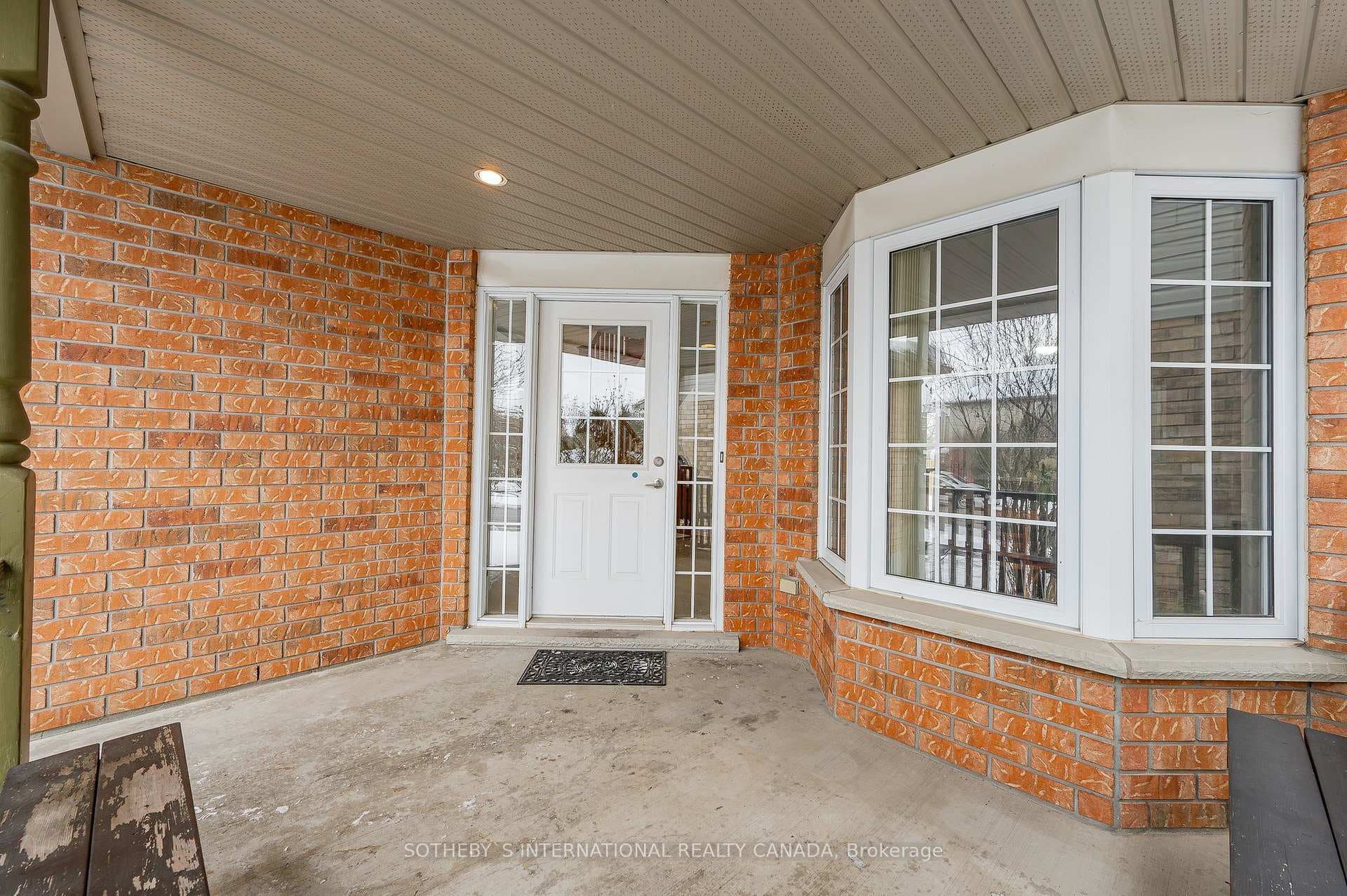 218 Doon Mills Drive photo 4