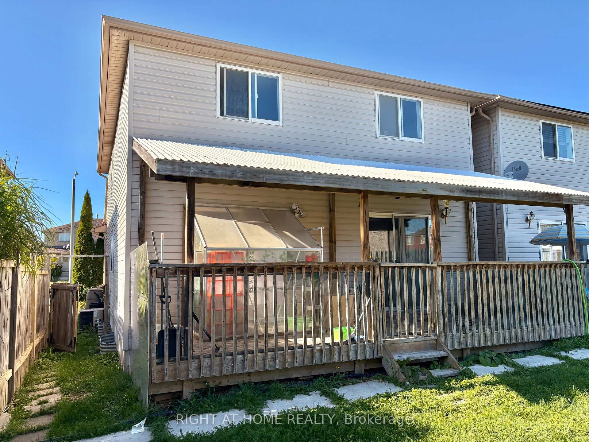 33 Raymond Crescent photo 16