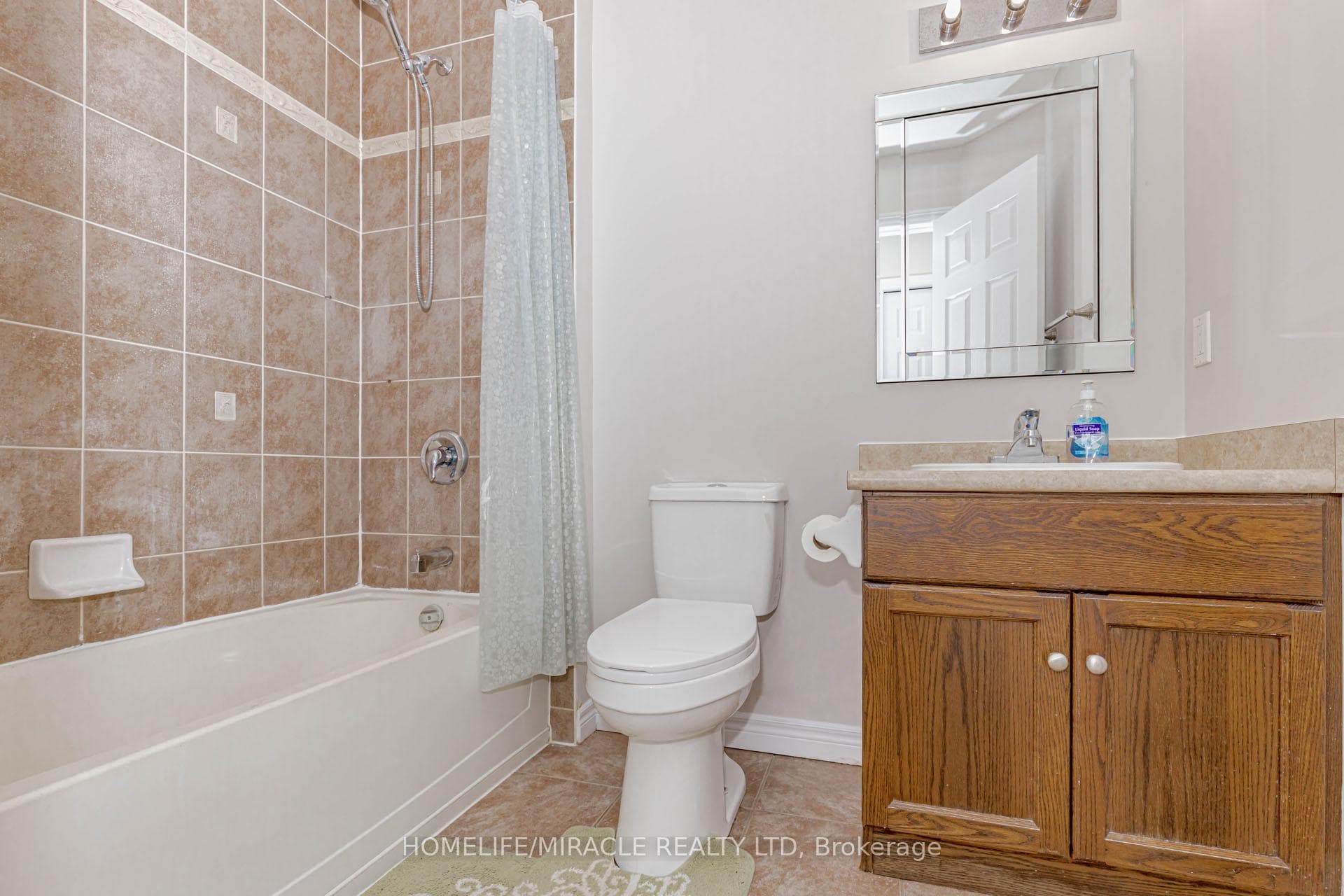 21 Dougall Street photo 30