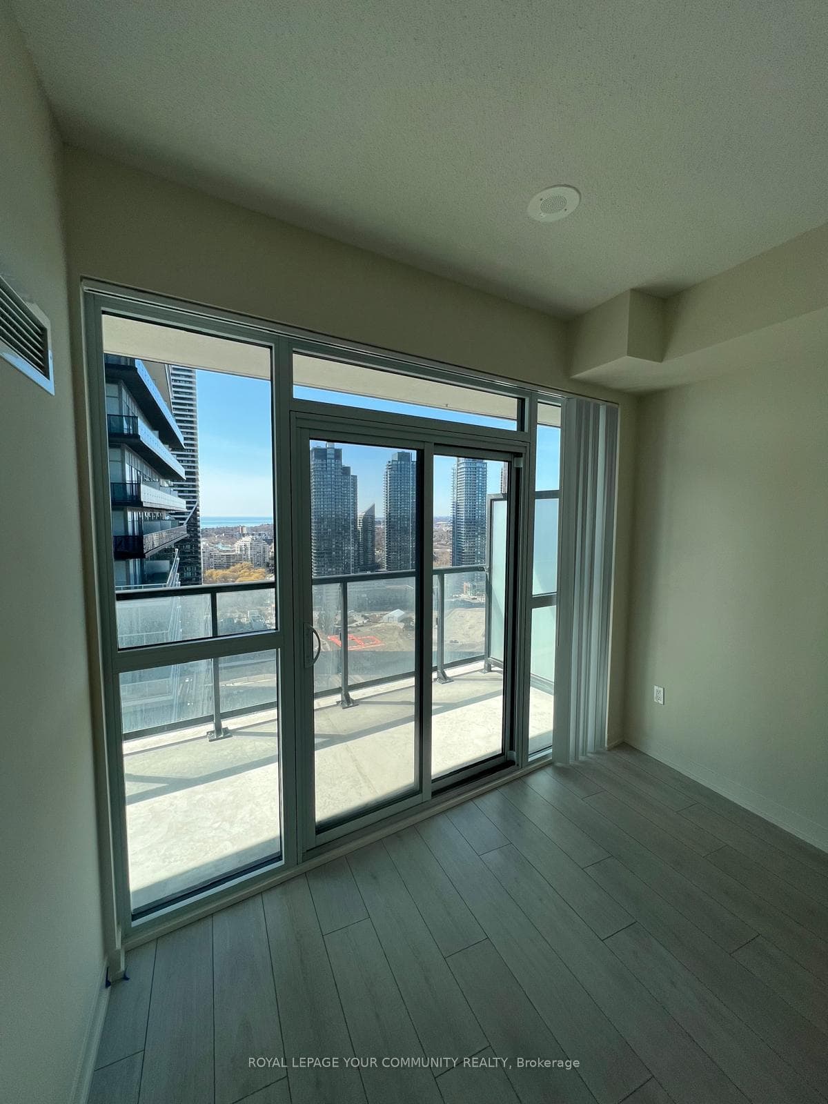 38 Annie Craig Drive Unit 2807 photo 8