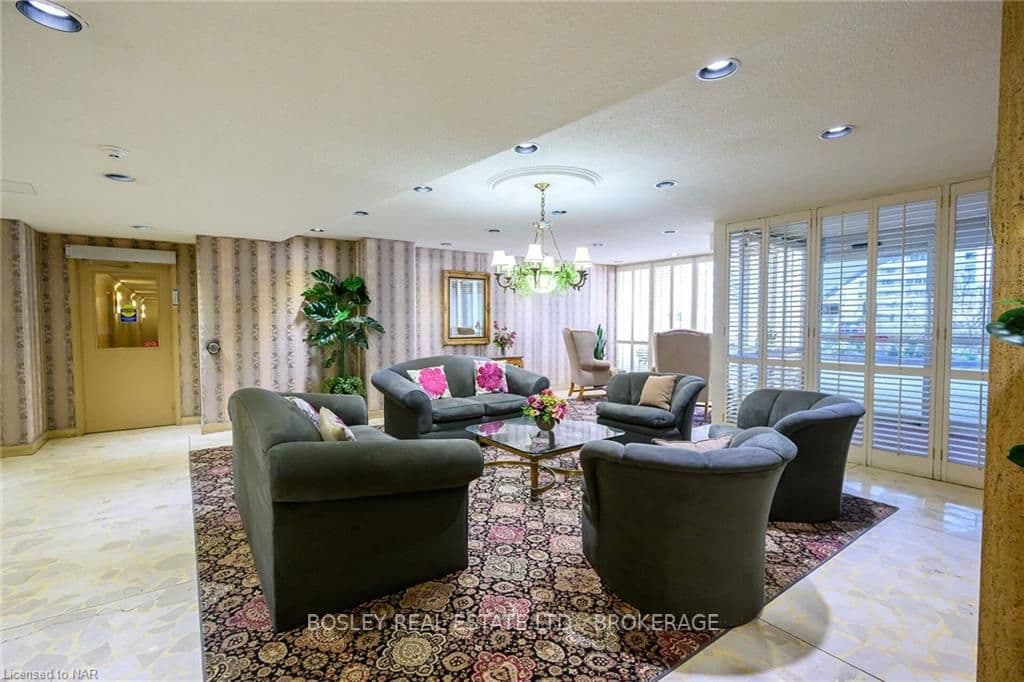 15 TOWERING HEIGHTS BOULEVARD Boulevard Unit 1001 photo 43