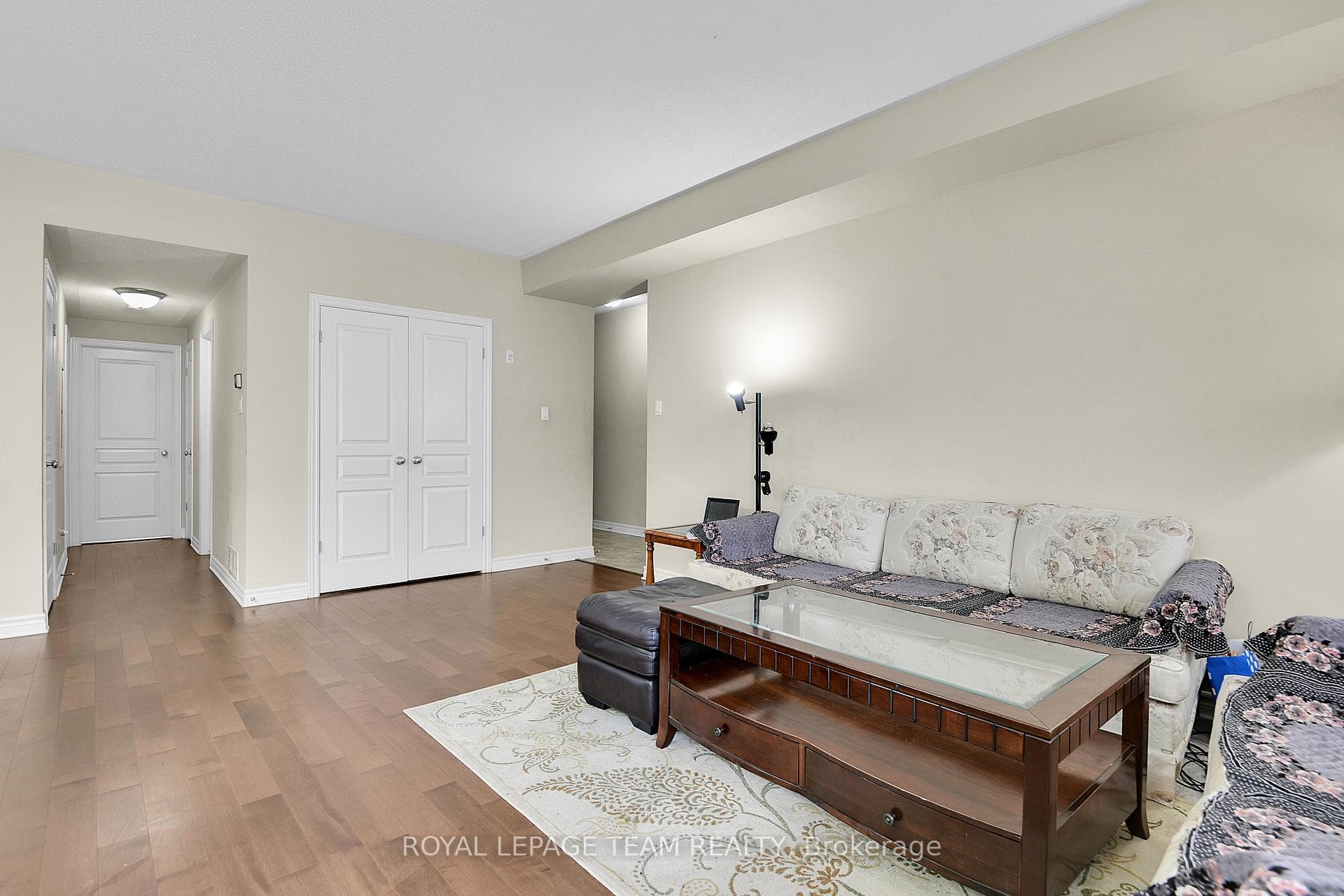 168 Hornchurch Lane Unit E photo 14