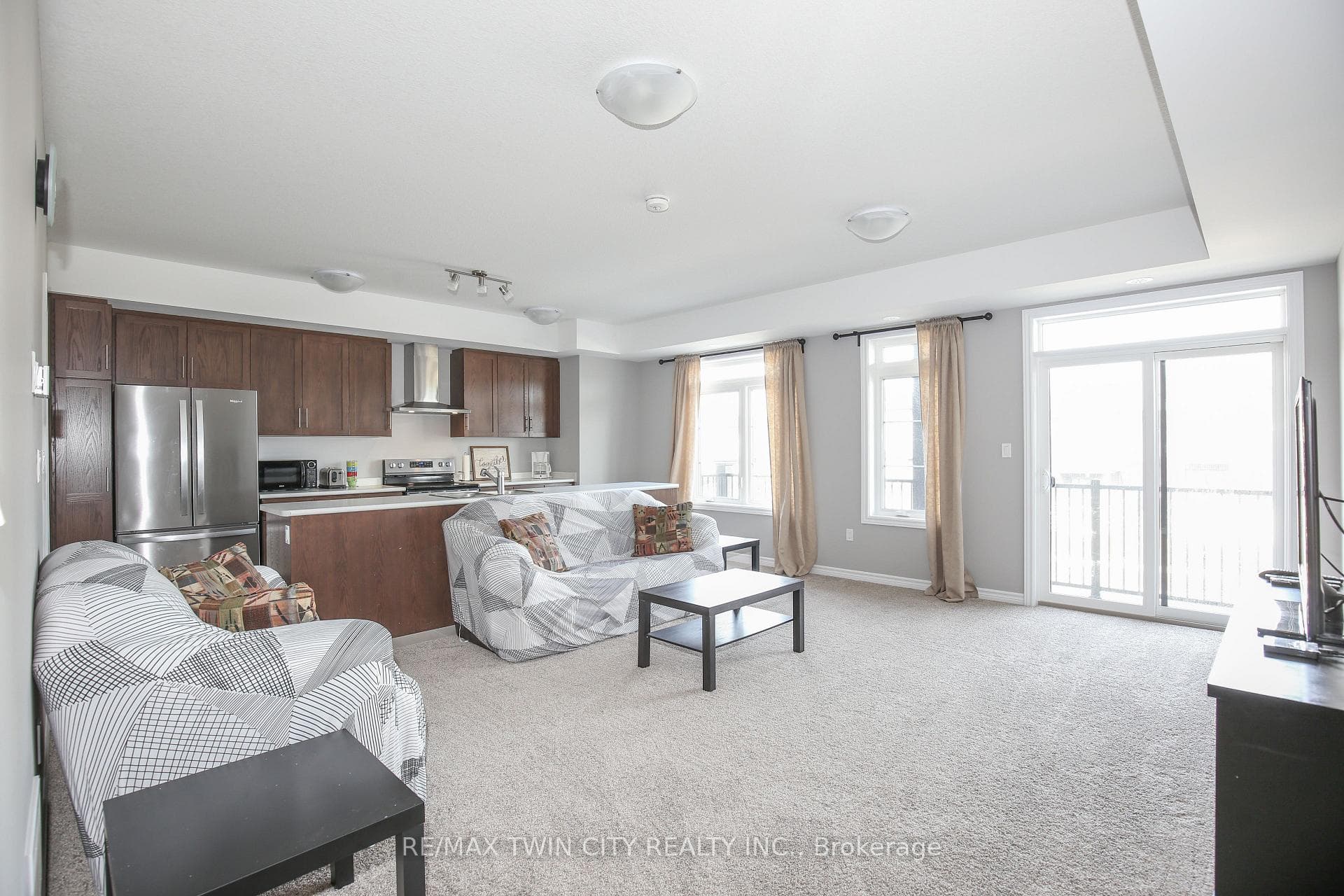 7 Lomond Lane photo 2