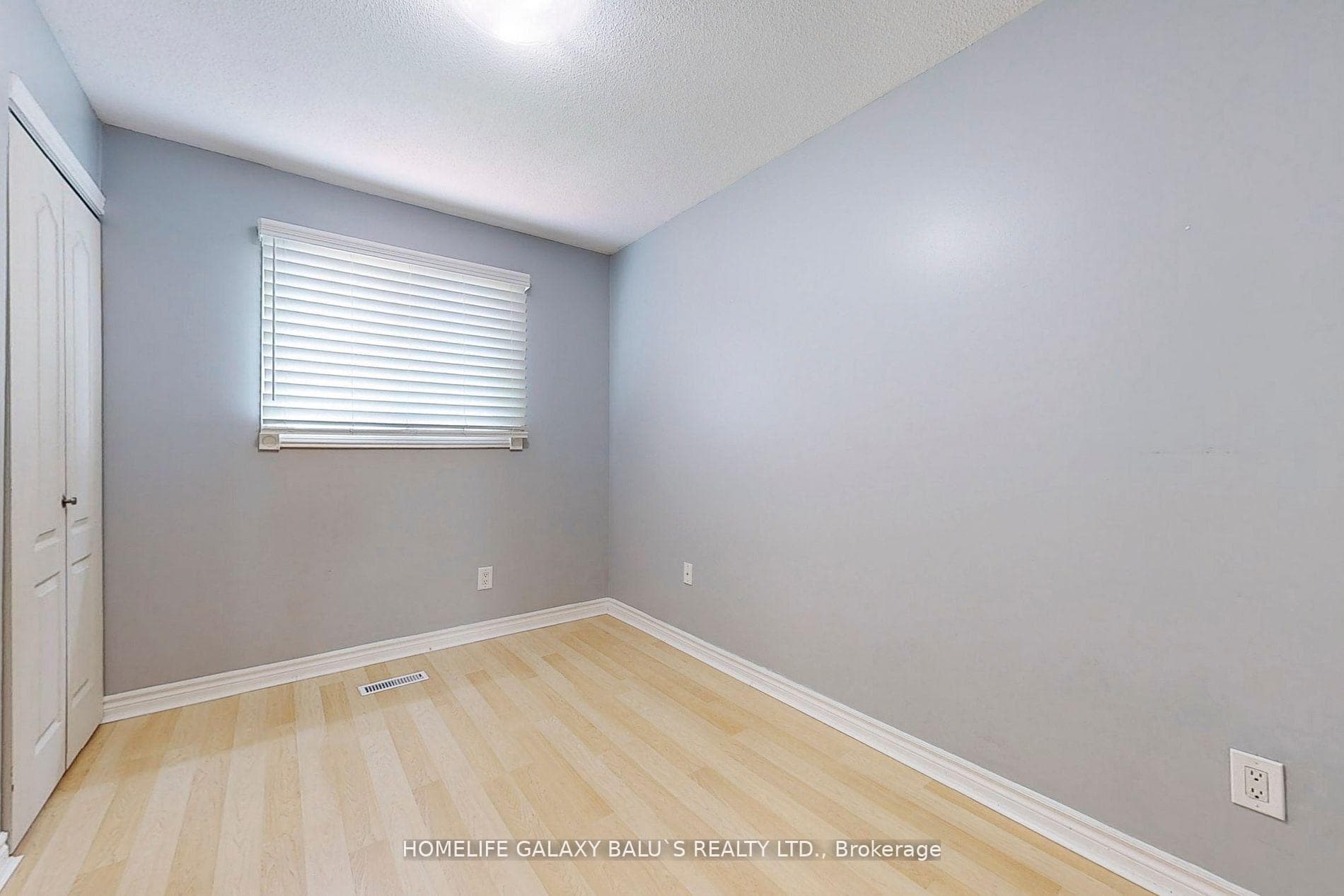 2049 Blue Ridge Crescent Unit ---Main photo 25