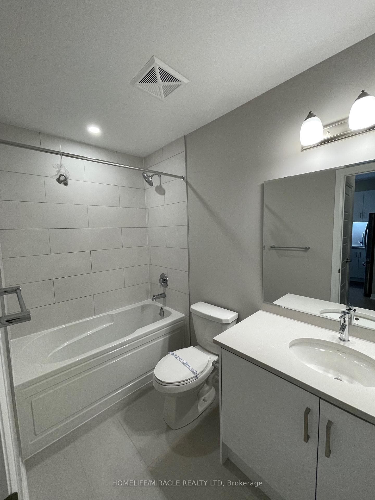 3265 Carding Mill Trail Unit 320 photo 9