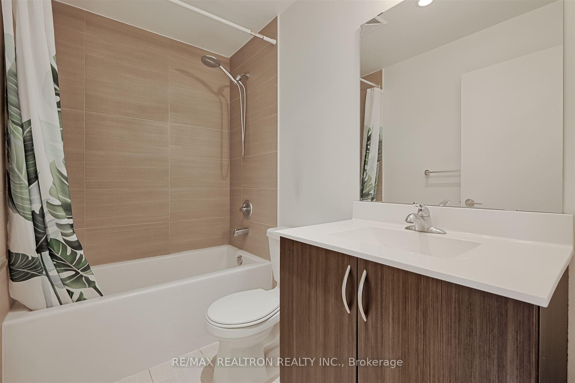 55 Ann O'Reilly Road Unit 2412 photo 19