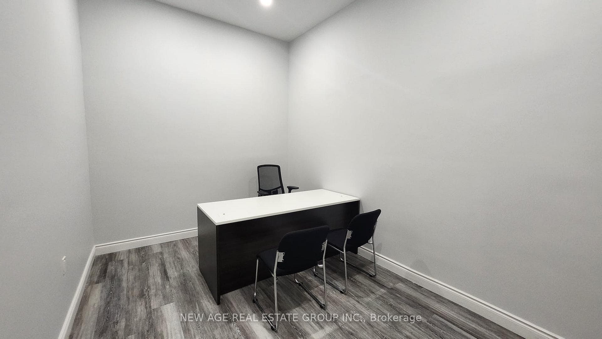 15 Brownridge Road Unit 5 - 204 photo 2