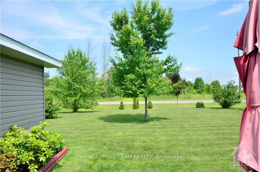 10721 WEST END Terrace photo 22