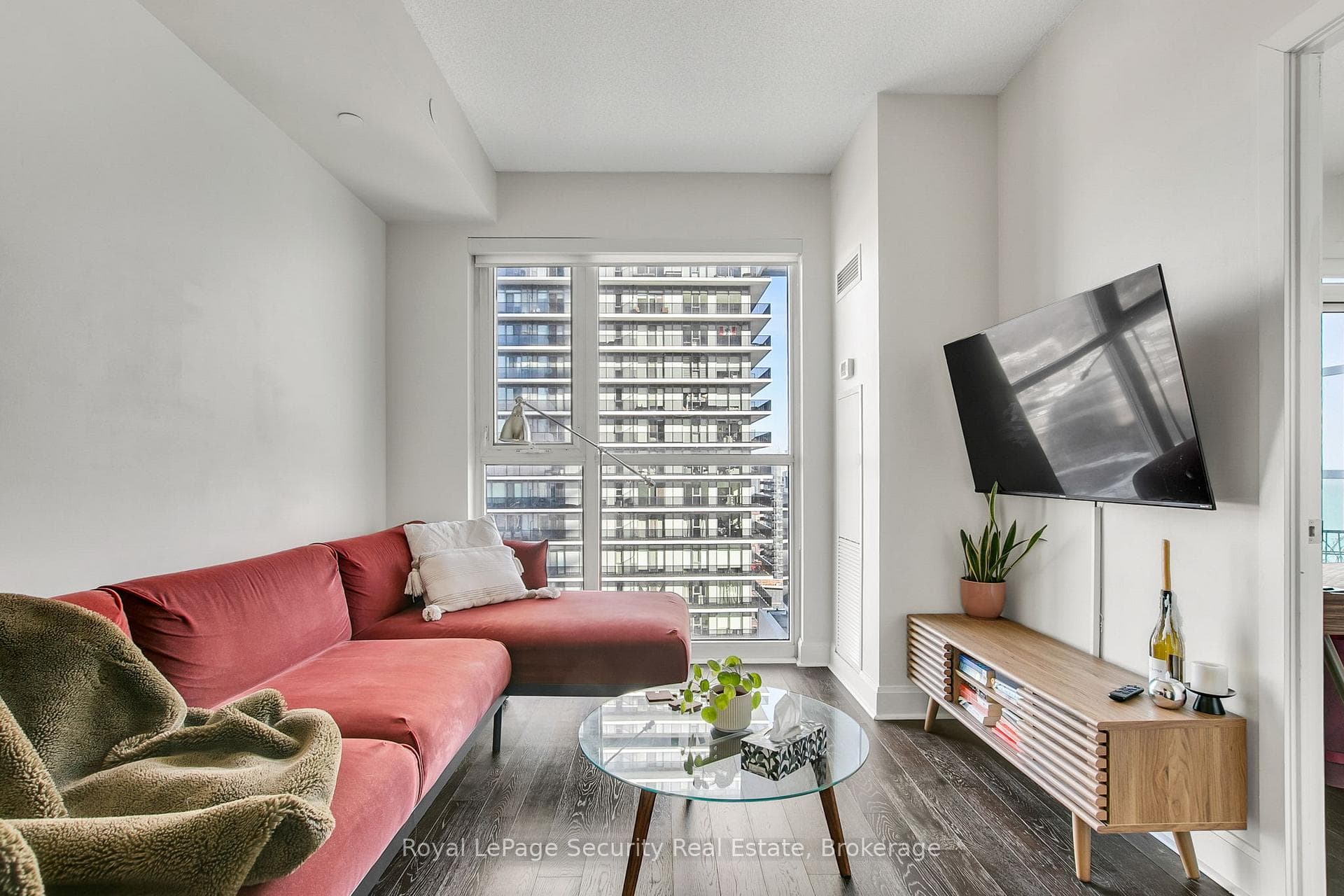 33 Shore Breeze Drive Unit 3206 photo 14