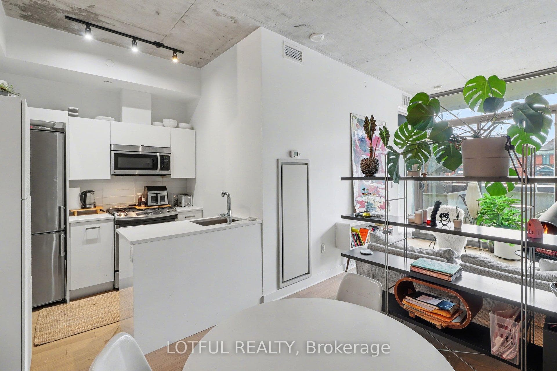224 Lyon Street Unit 201 photo 12