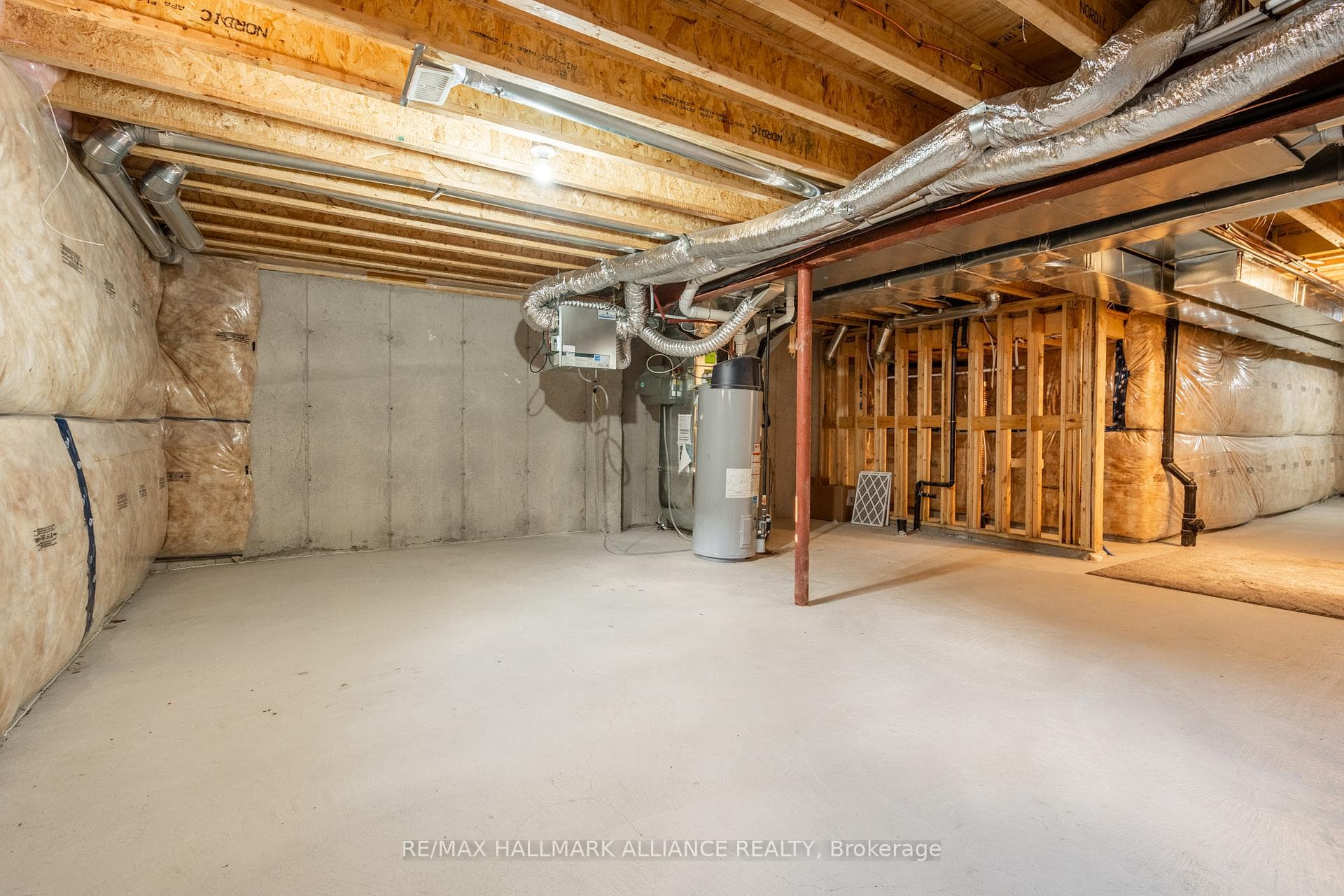 20 Westfield Crescent photo 35