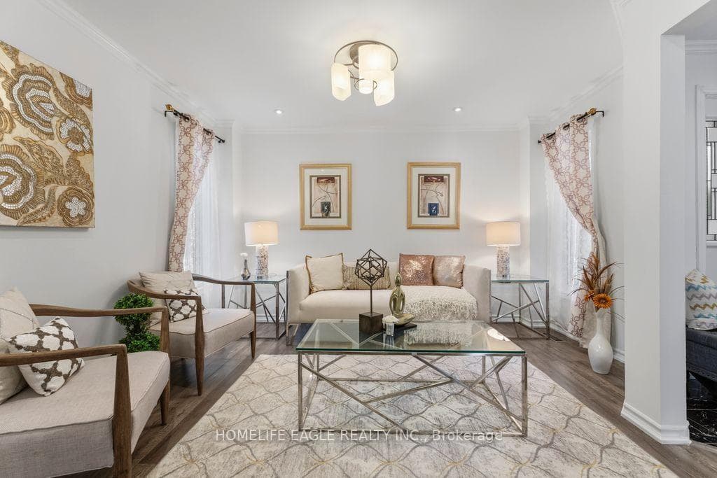 156 Heale Avenue photo 2