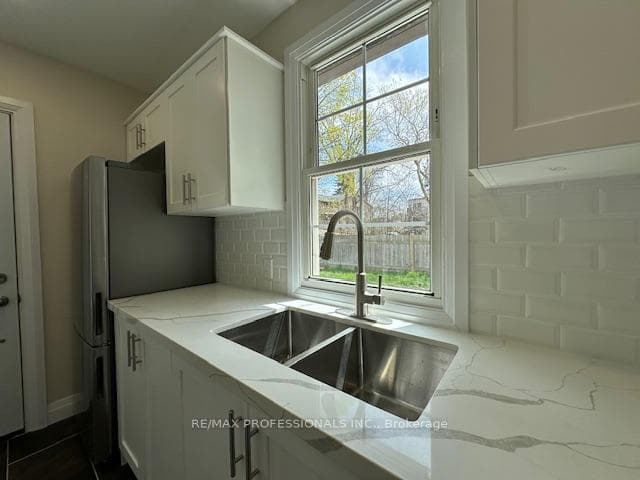 213 Pine Street Unit 2 photo 8