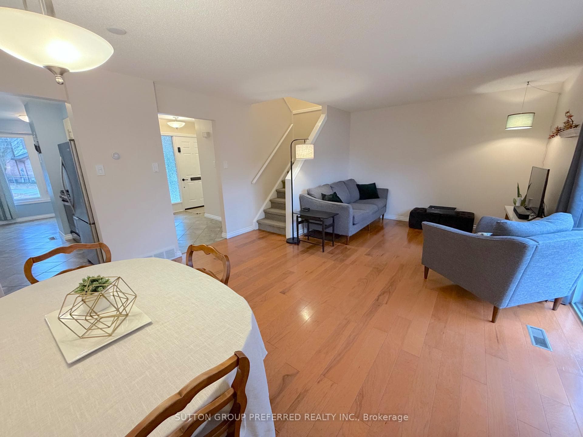 30 Forward Avenue Unit 2 photo 18