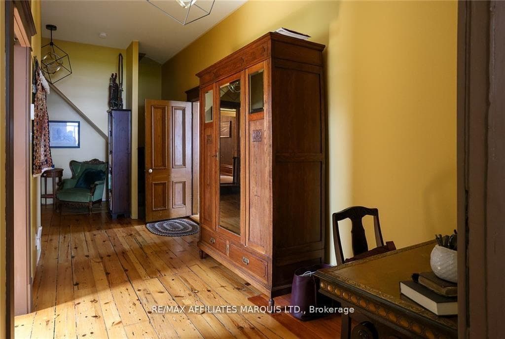 Hallway Leading To Kitchen