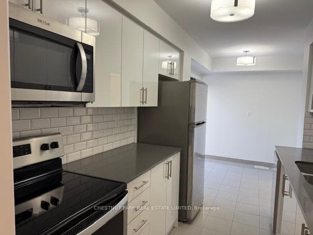 400 Woodsworth Road Unit 22 photo 4