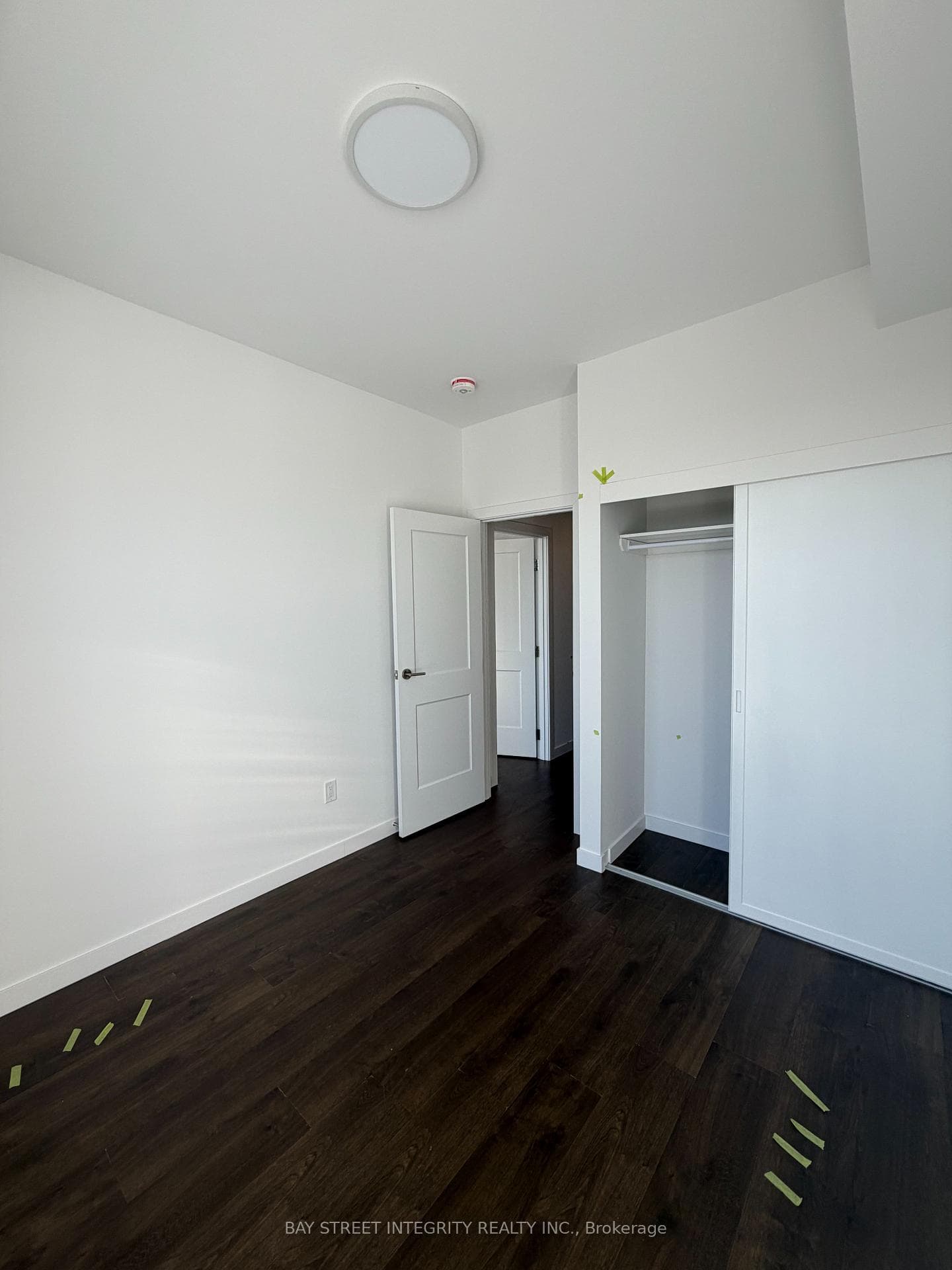 109 Marydale Avenue Unit 23 photo 9