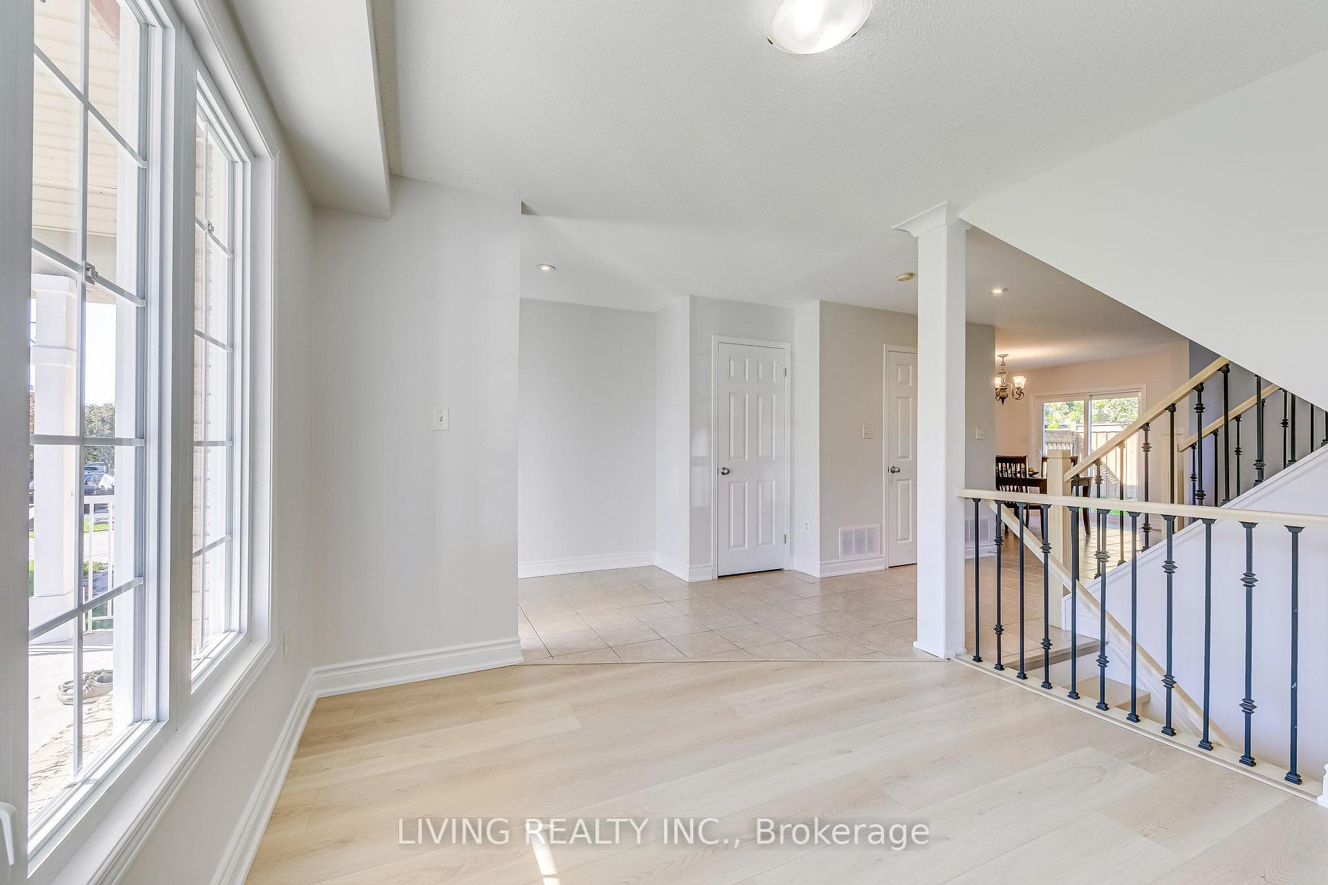 2103 Springdale Road photo 4