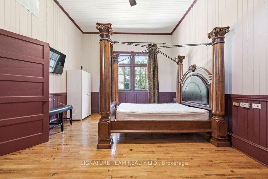 266 Foymount Road photo 19