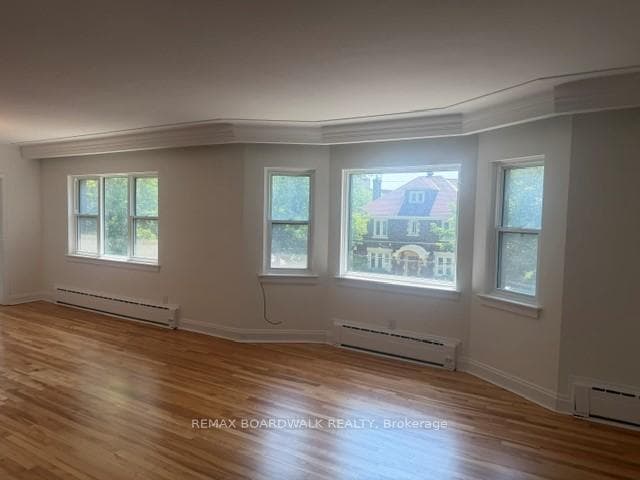 379 Stewart Street Unit 2 photo 7