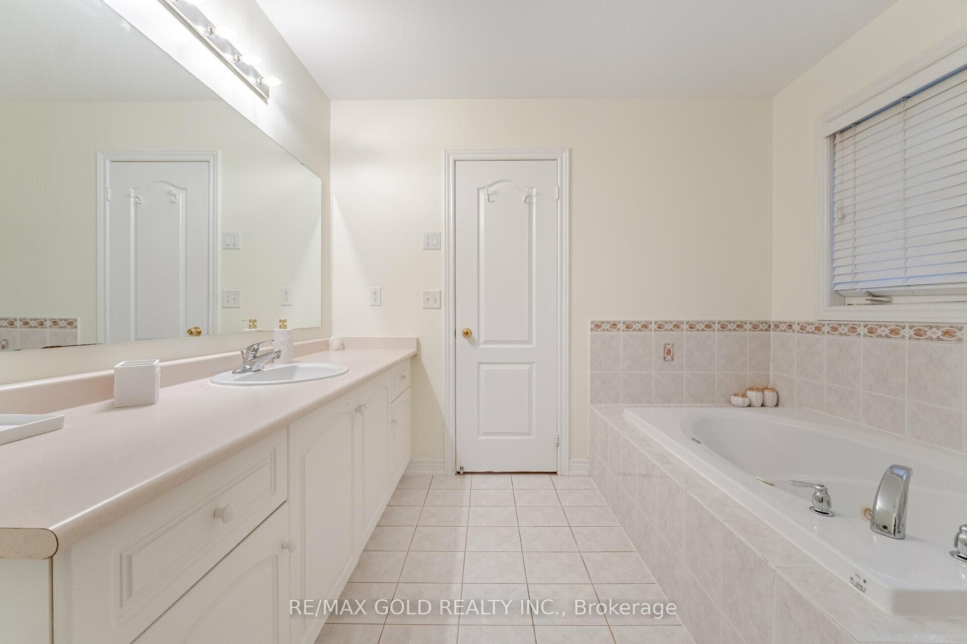13 Millsborough Road photo 14