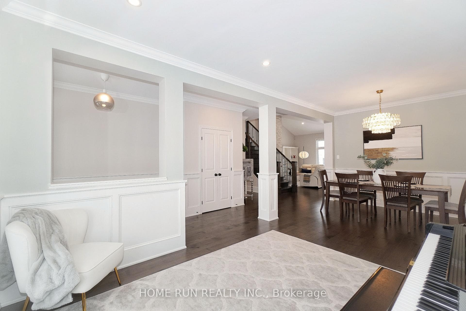 751 BUNCHBERRY Way photo 11