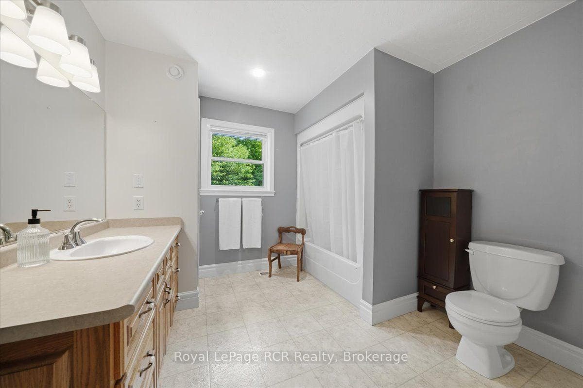 197 Carney Street photo 33