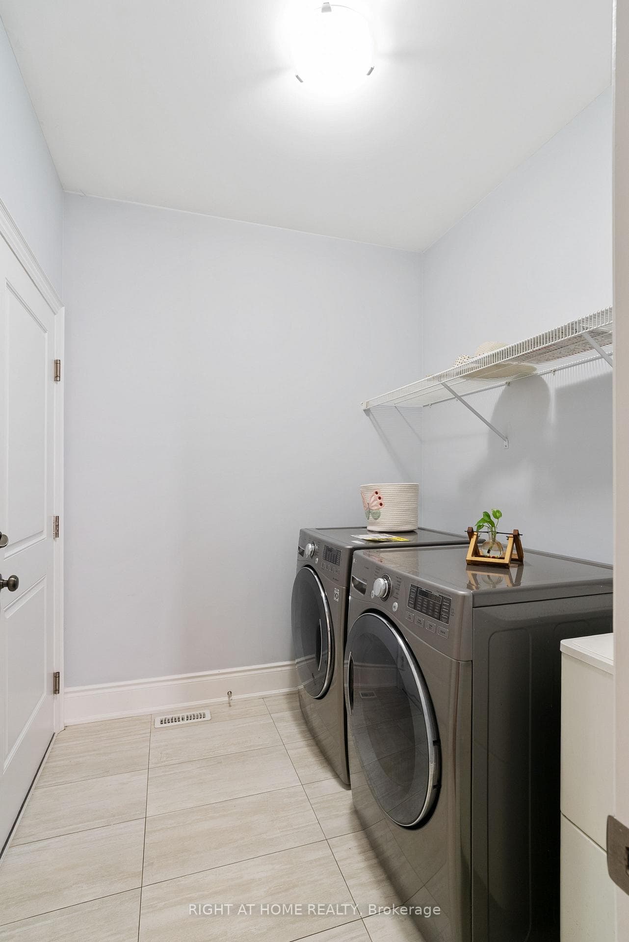 2178 Springridge Drive Unit Main photo 18
