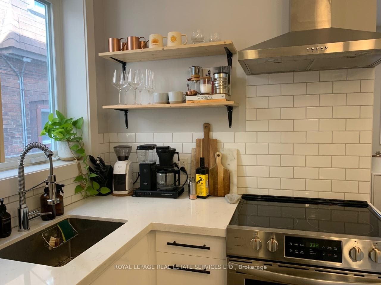163 High Park Avenue Unit Main photo 3