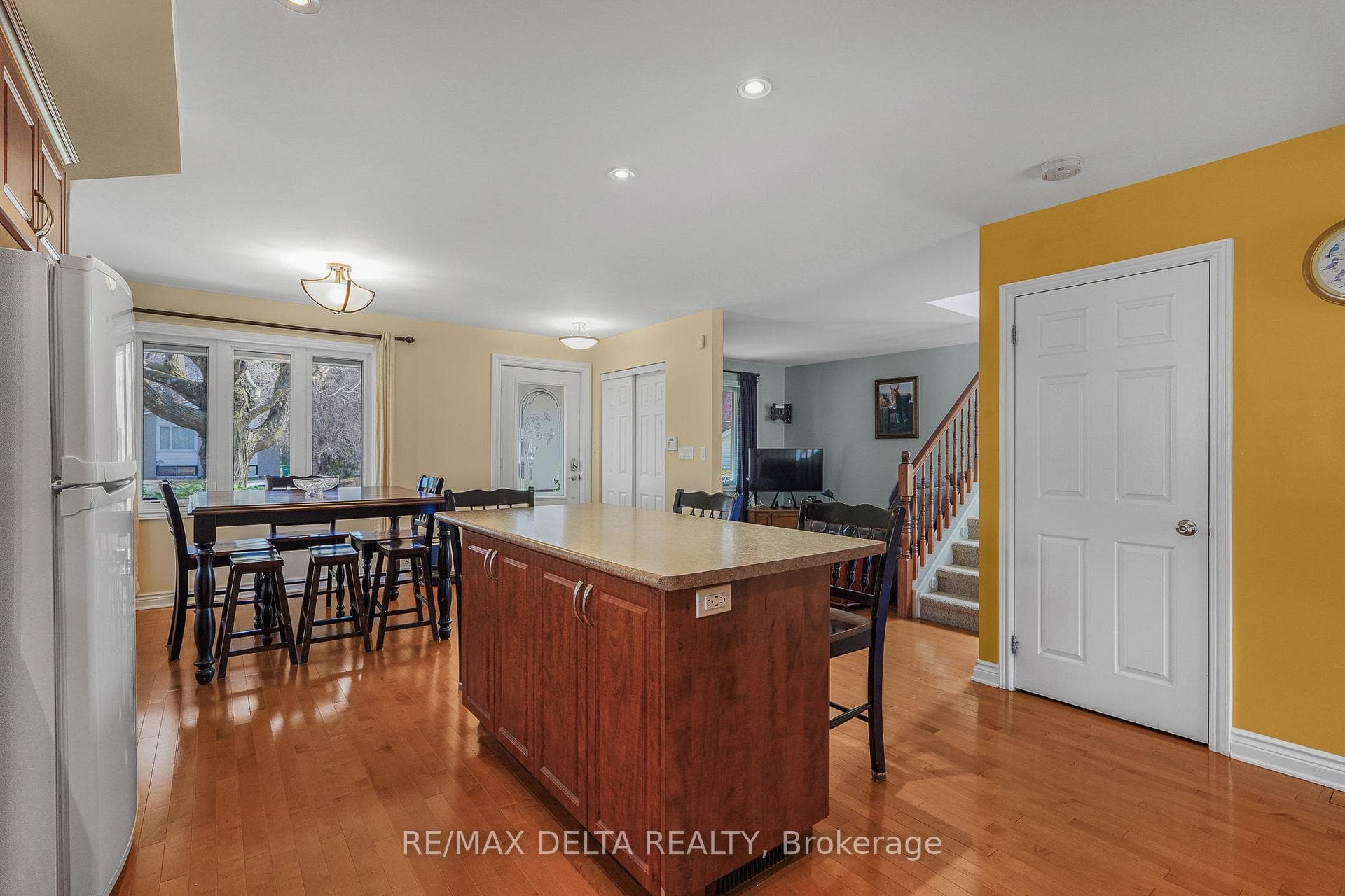 2567 Cleroux Crescent photo 11