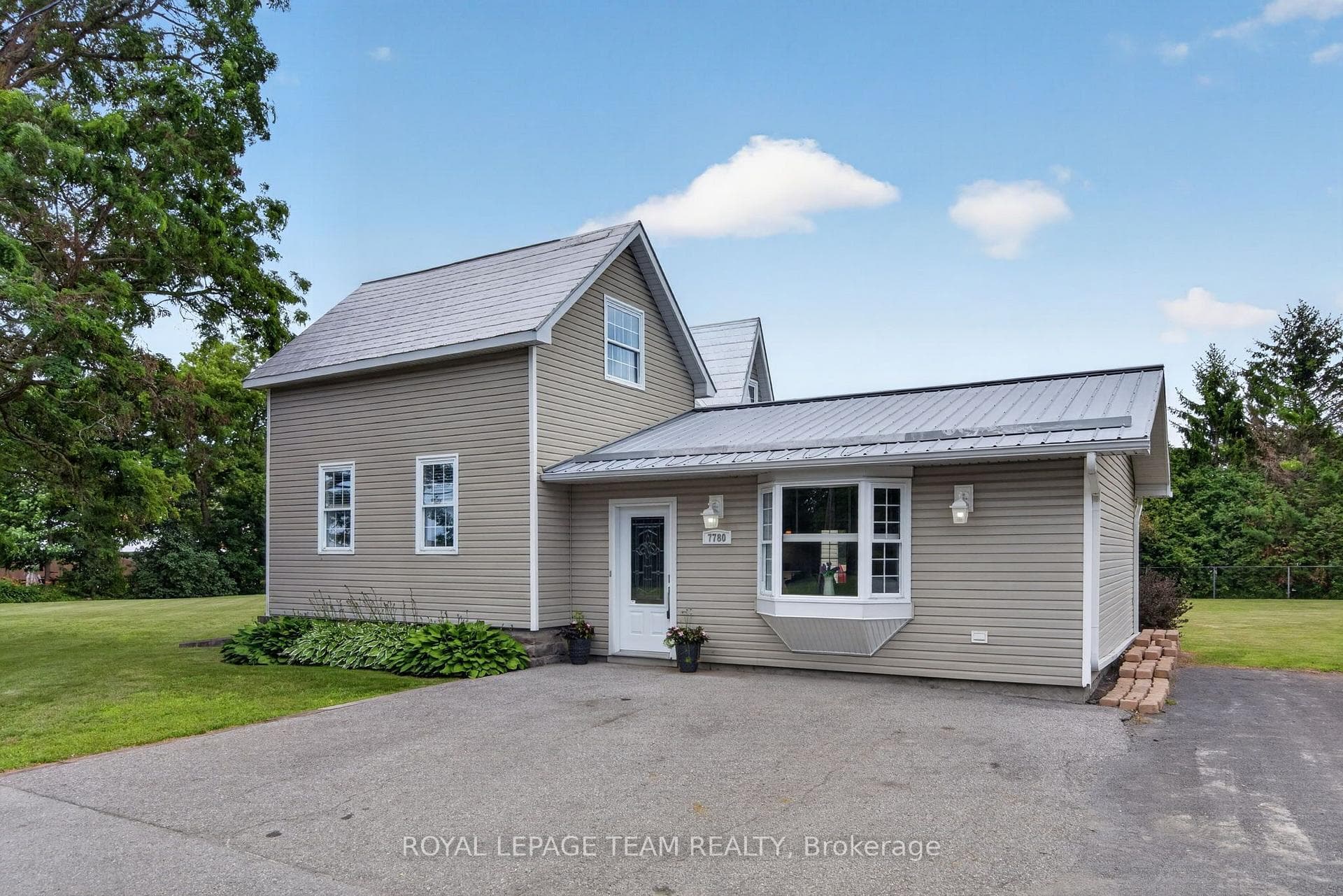 7780 Bleeks Road photo 3
