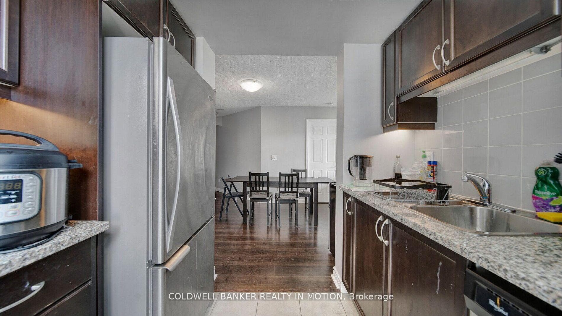 25 Lower Simcoe Street Unit 918 photo 23