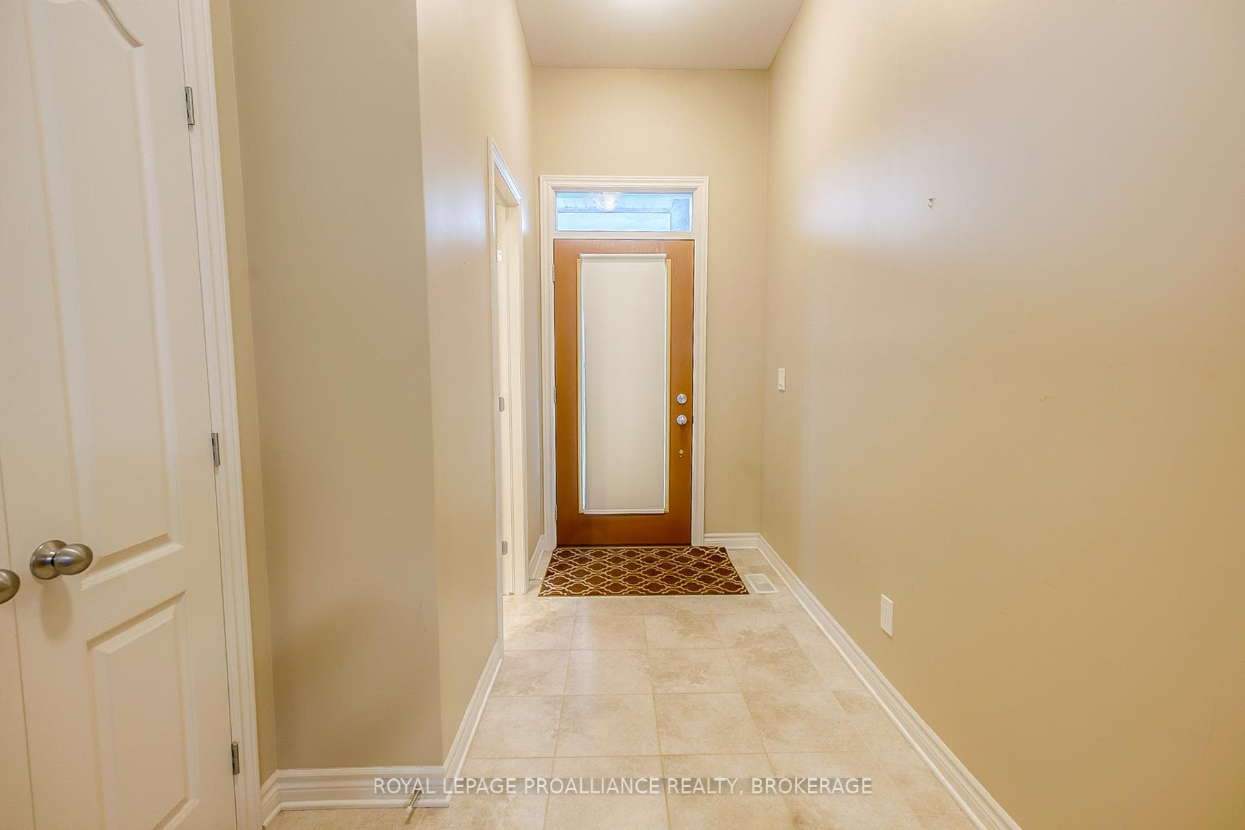 1341 TREMONT Drive photo 9