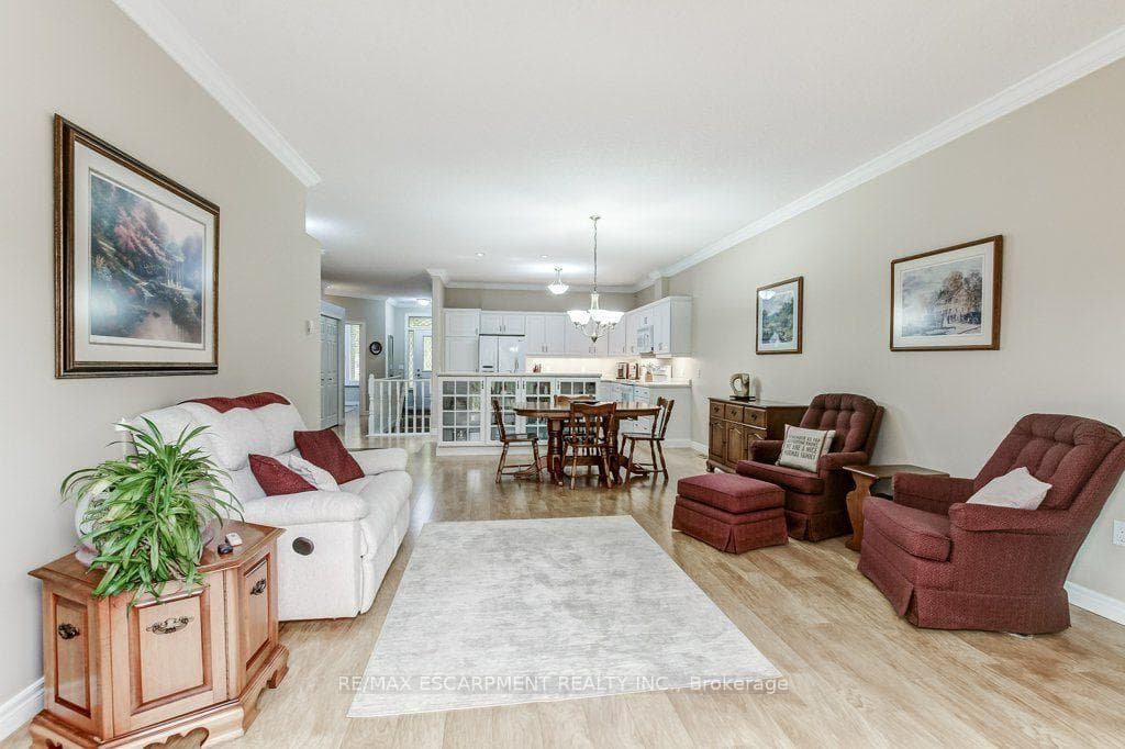 20 Isherwood Avenue Unit 109 photo 13