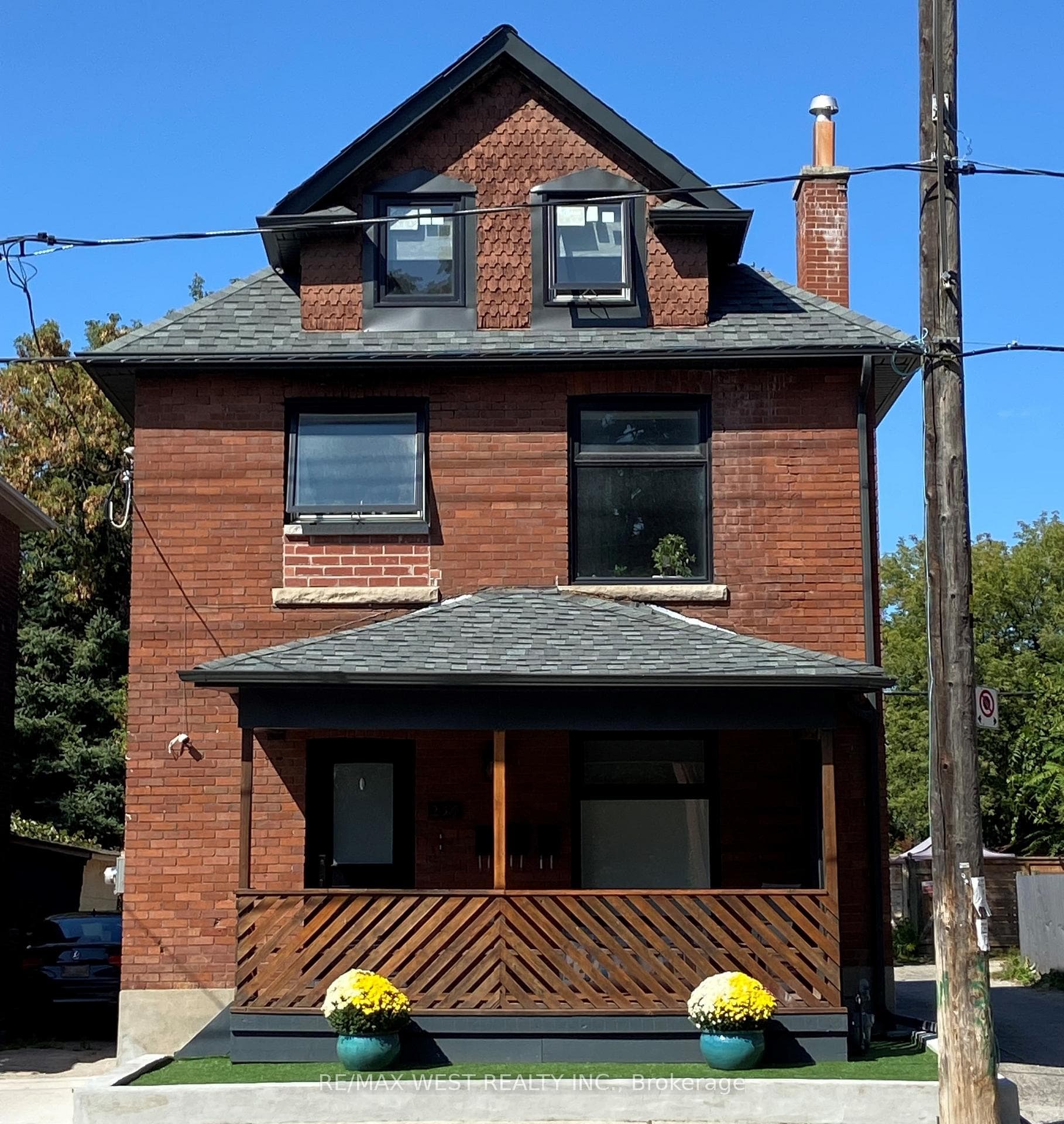 256 Annette Street